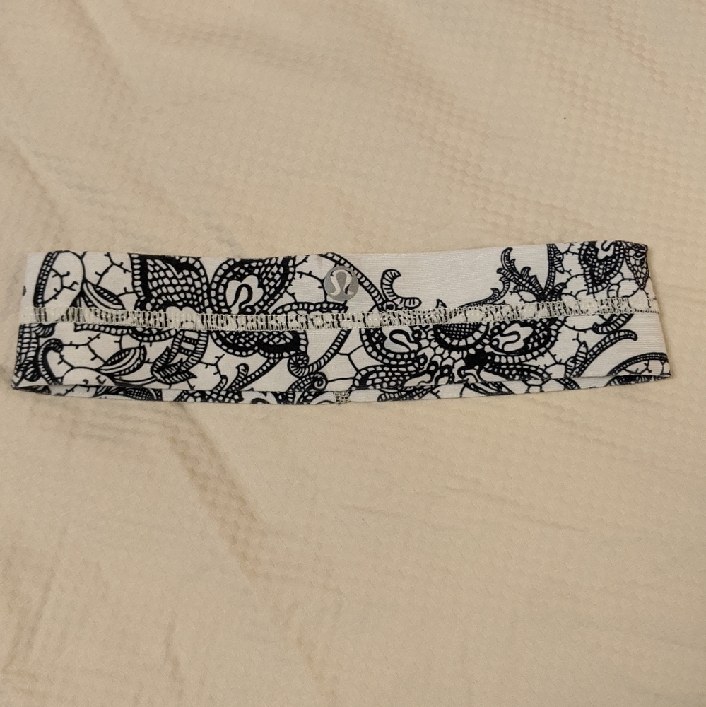 Lululemon headband